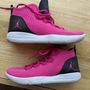 Jordan Hot Pink Sneakers Youth Size 7 MFR 2016